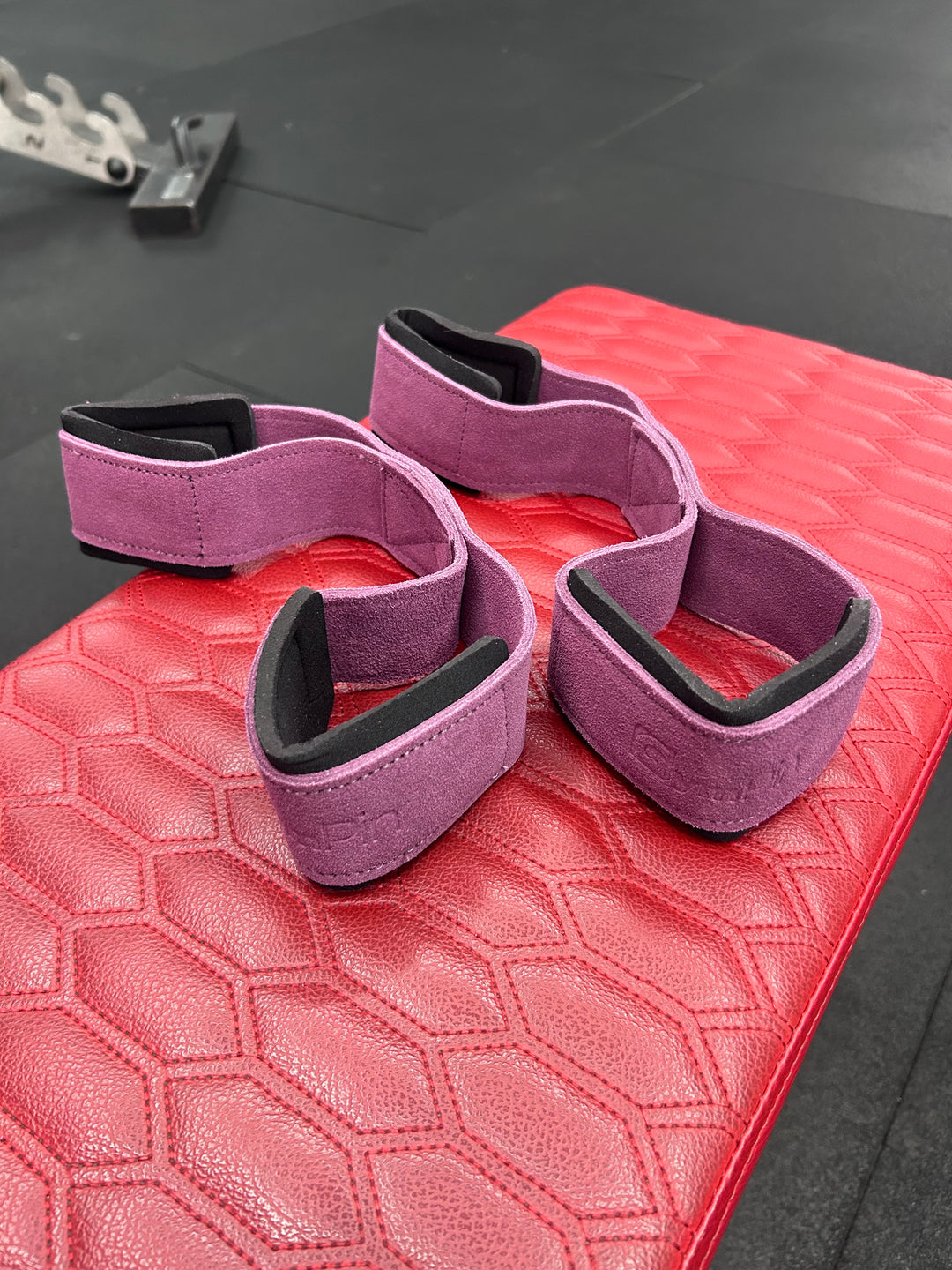 GymPin Leather Figure 8 Straps